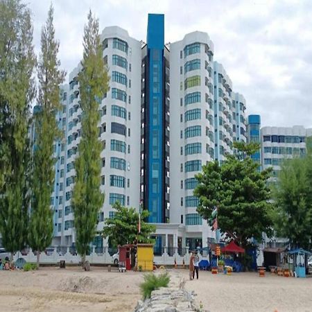 Mutiara Melaka Beach Resort - Islamic Compliance Only Tangga Batu 외부 사진
